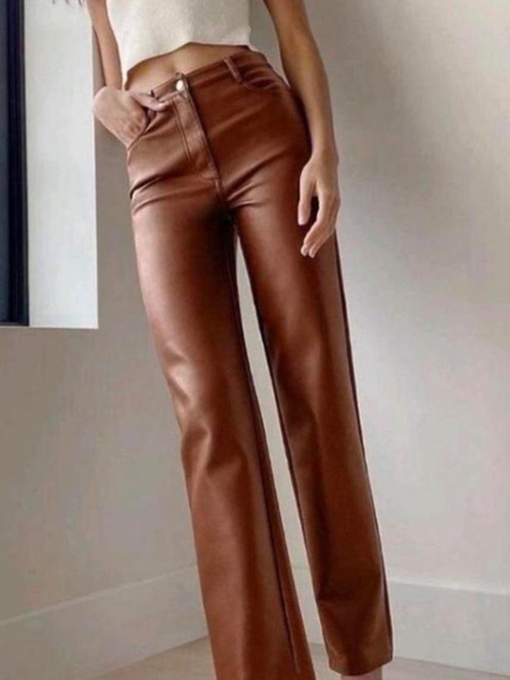 Aritzia Wilfred brown faux leather pants size 4 vegan straight leg cognac Melina